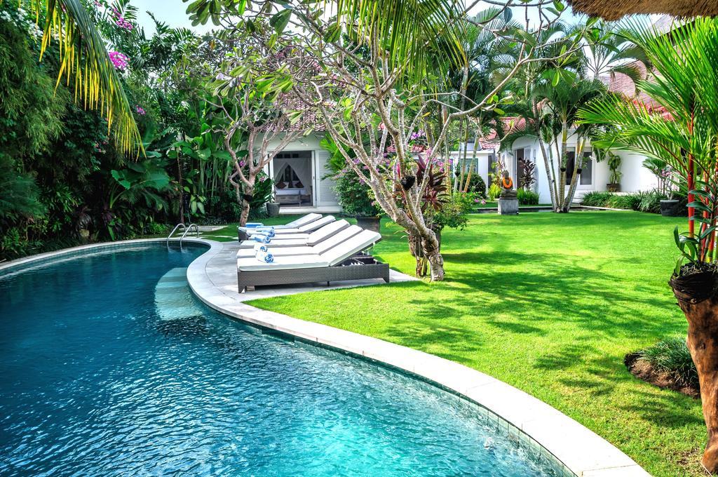 Villa Sipo Семиняк Стая снимка